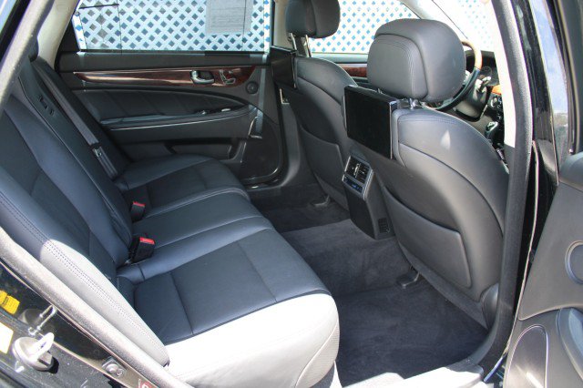 Used 2016 Hyundai Equus Ultimate RWD image 16