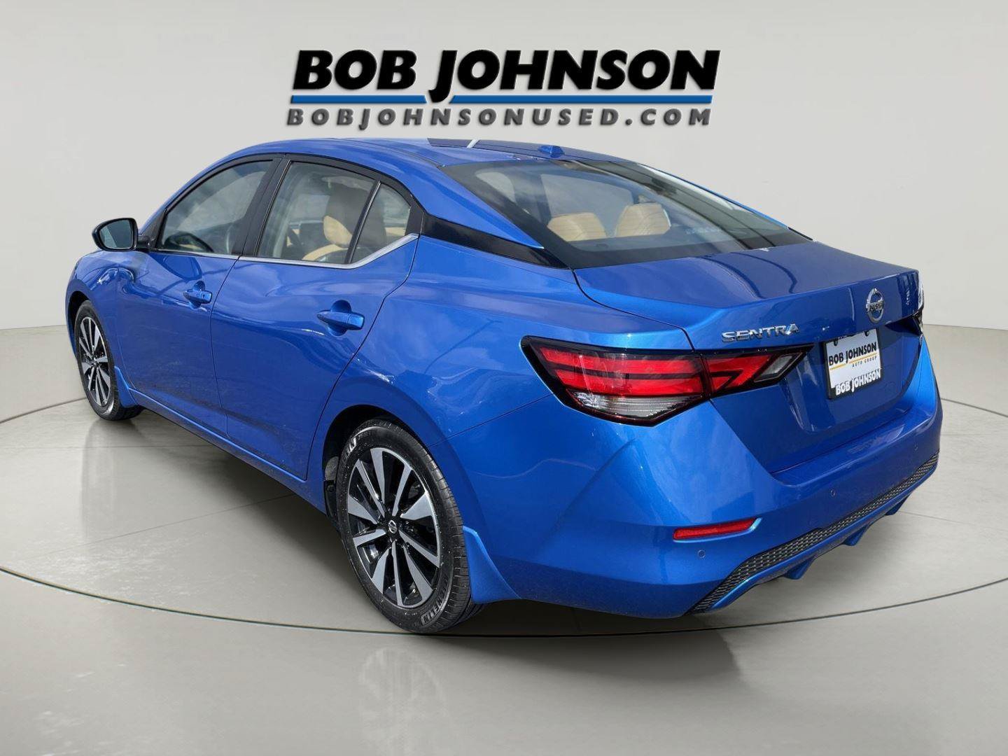 Used 2023 Nissan Sentra SV w/ SV Premium Package FWD image 5