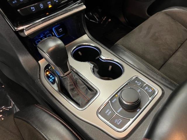Used 2019 Jeep Grand Cherokee Trailhawk AWD/4WD image 20