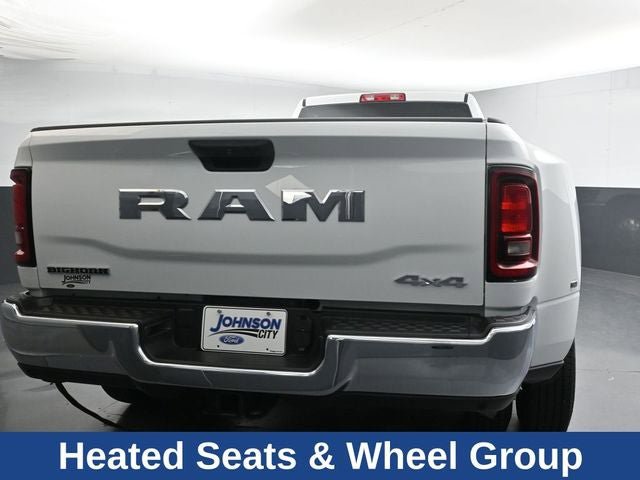 Used 2025 RAM 3500 Big Horn AWD/4WD image 11