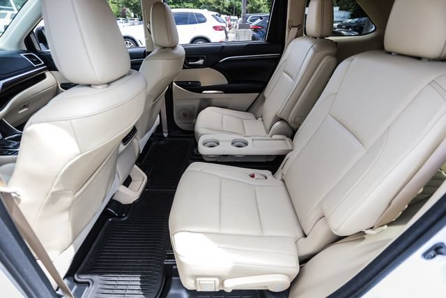 Used 2016 Toyota Highlander Limited FWD image 55