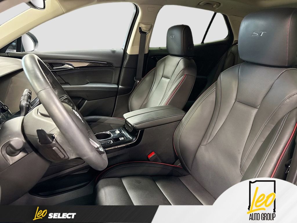 Used 2023 Buick Envision Essence w/ Sport Touring Package image 20