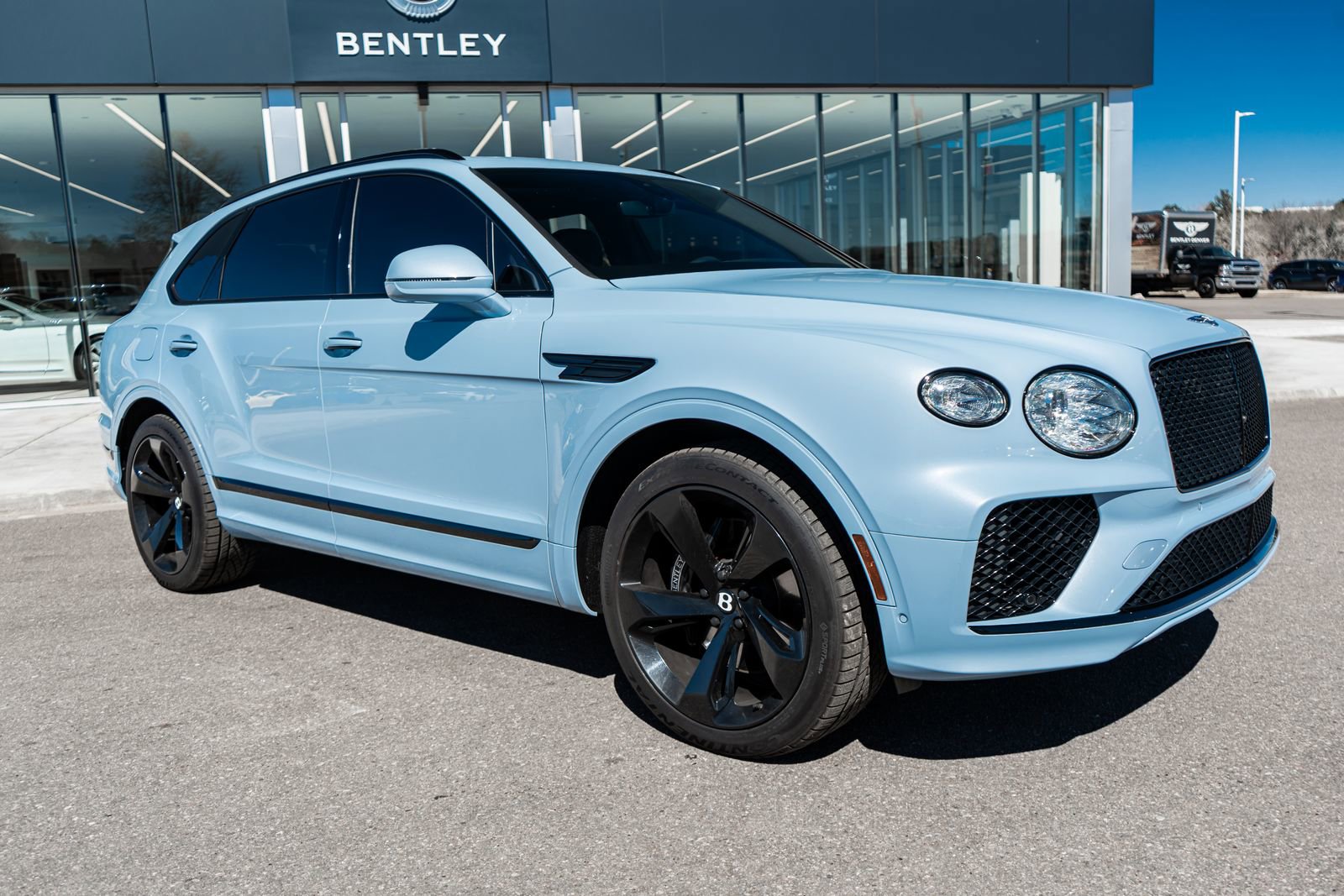 Certified 2022 Bentley Bentayga image 18