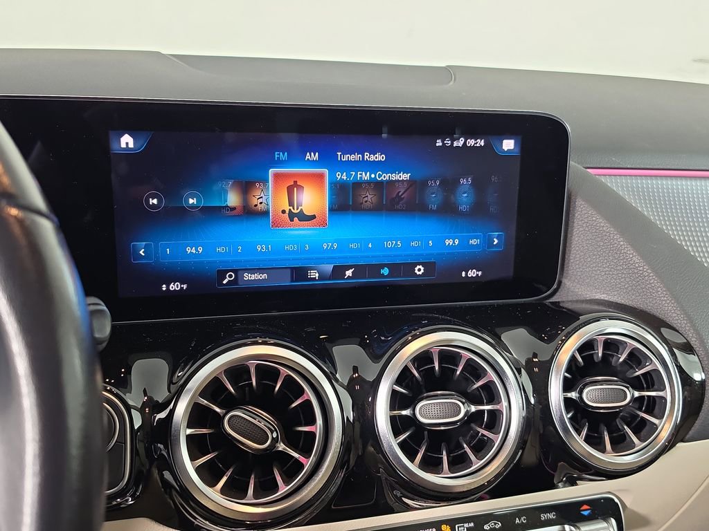 Used 2022 Mercedes-Benz GLA 250 image 16