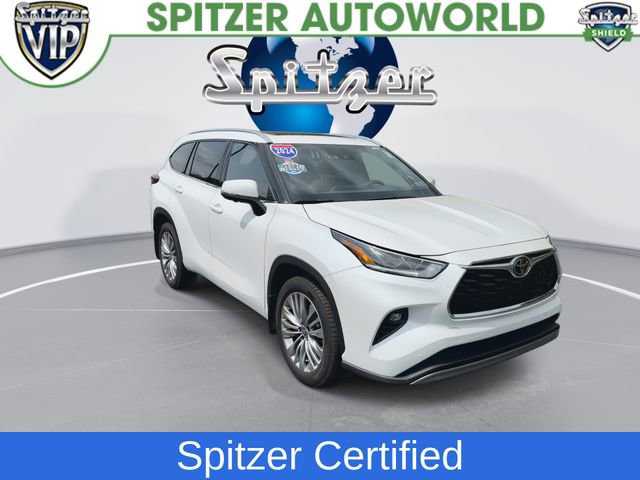 Used 2024 Toyota Highlander Platinum AWD/4WD image 2