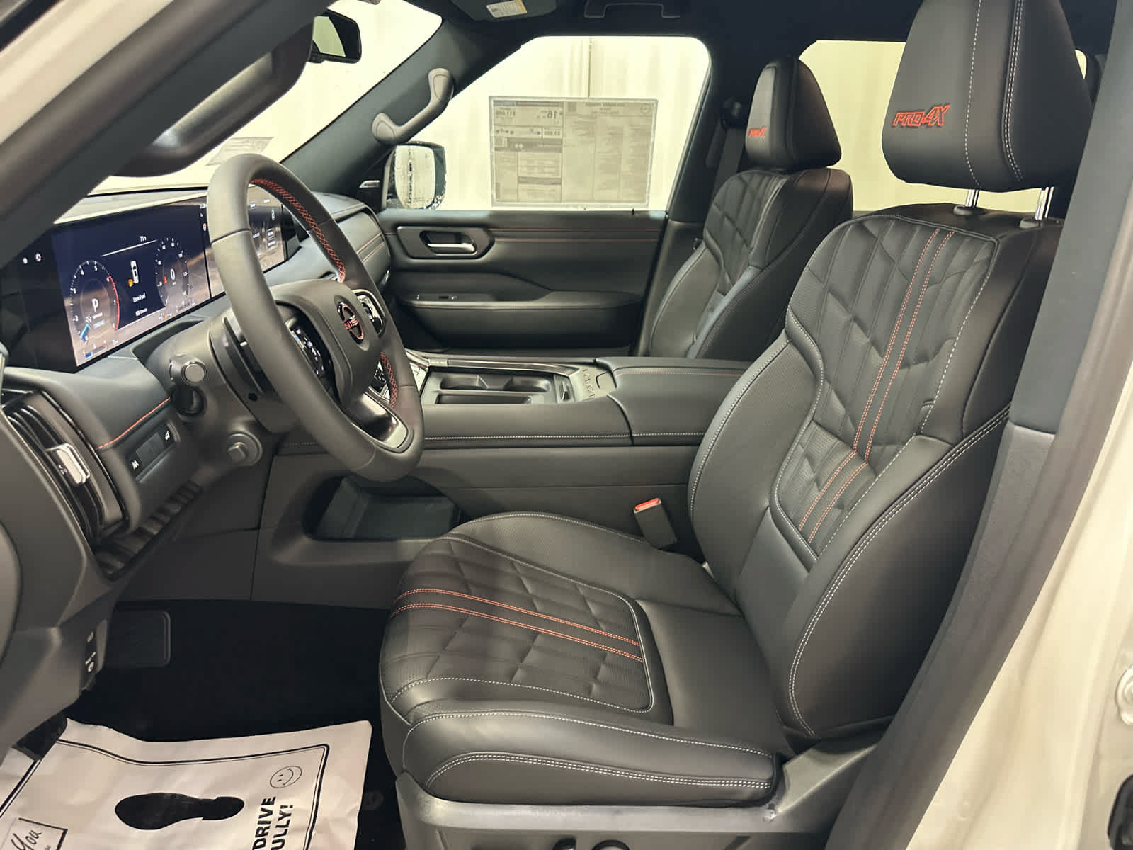 New 2026 Nissan Armada PRO-4X w/ Captain's Chari Seat Package AWD/4WD image 4