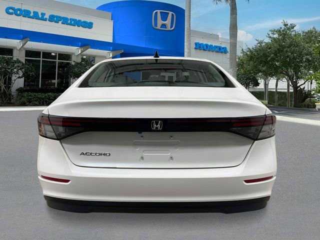 New 2025 Honda Accord SE image 4