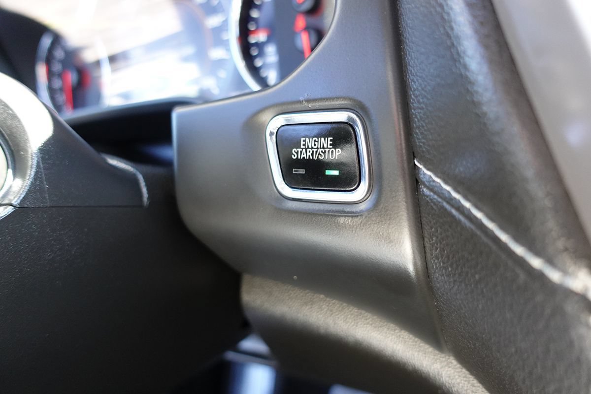 Used 2019 GMC Acadia Denali w/ Technology Package FWD image 49