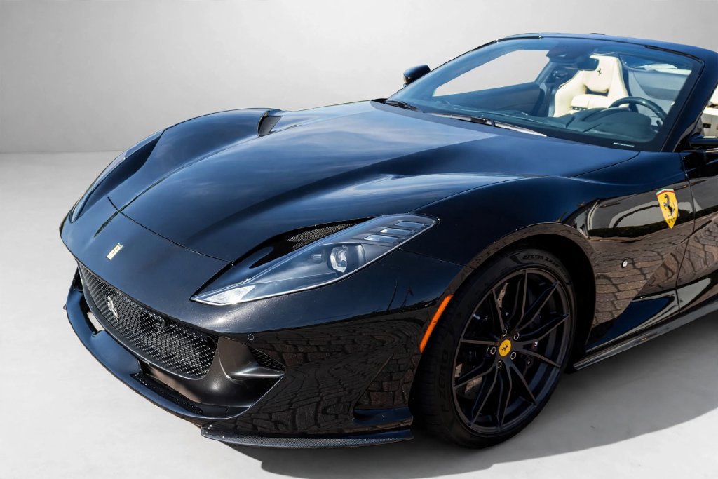Certified 2021 Ferrari 812 GTS RWD image 30