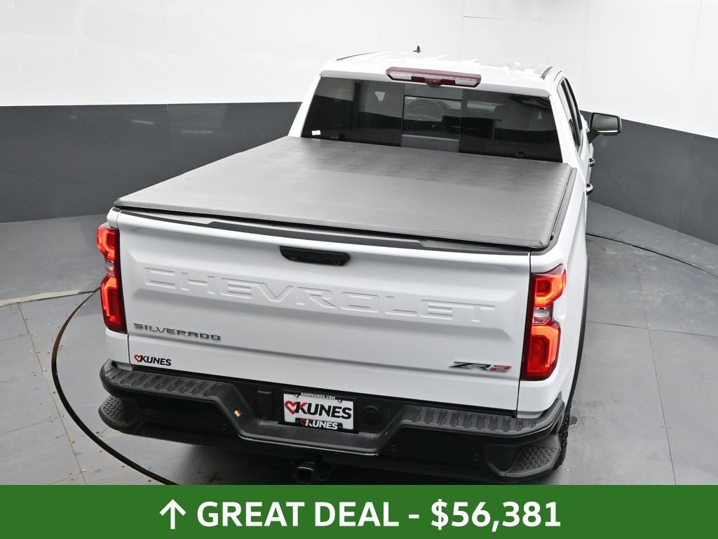 Used 2024 Chevrolet Silverado 1500 ZR2 w/ Technology Package AWD/4WD image 15
