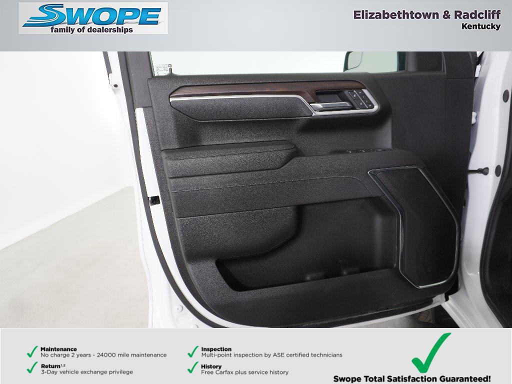 Used 2025 GMC Sierra 1500 SLT image 13