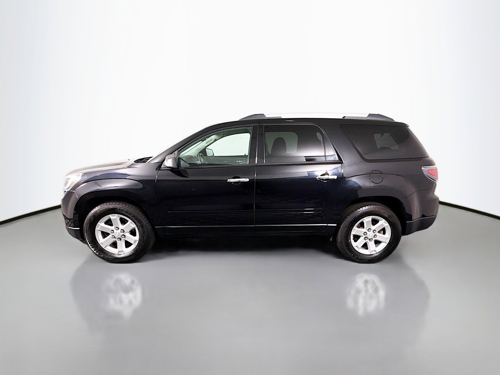 Used 2016 GMC Acadia SLE image 6