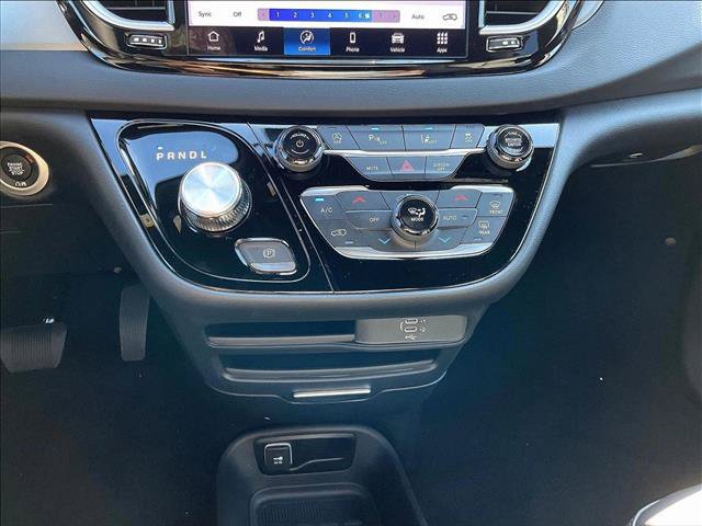 New 2027 Chrysler Pacifica LX FWD image 20
