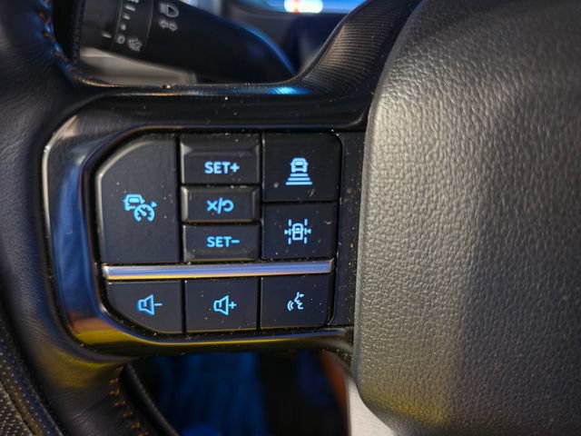 Used 2024 Ford F350 Platinum w/ FX4 Off-Road Package AWD/4WD image 36