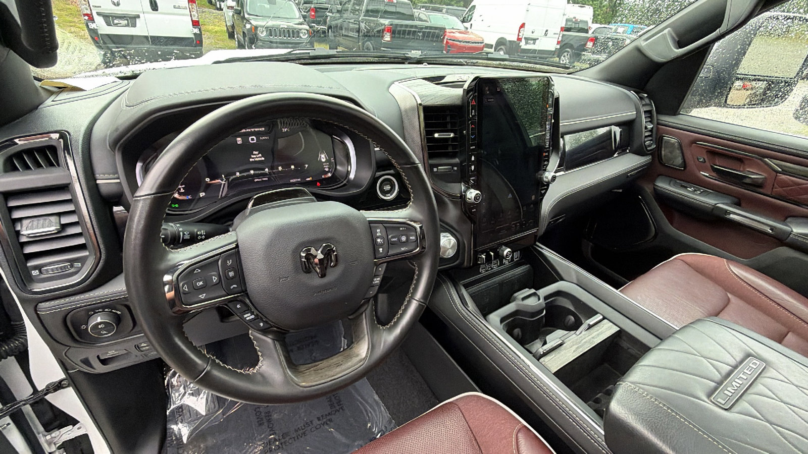 Used 2025 RAM 1500 Limited AWD/4WD image 26