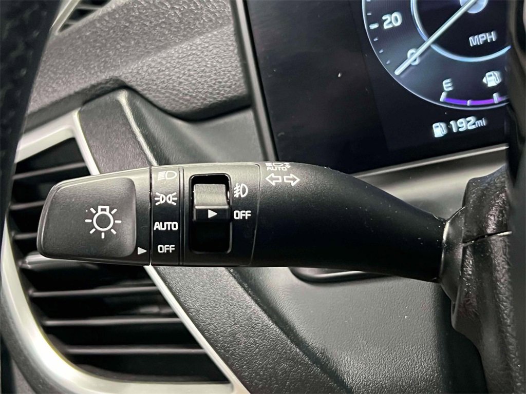 Used 2024 Kia Seltos SX image 25