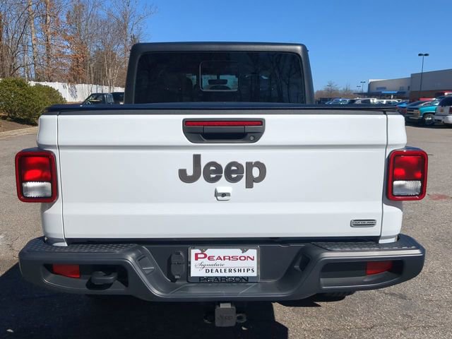 Used 2023 Jeep Gladiator Overland w/ Trailer Tow Package image 5
