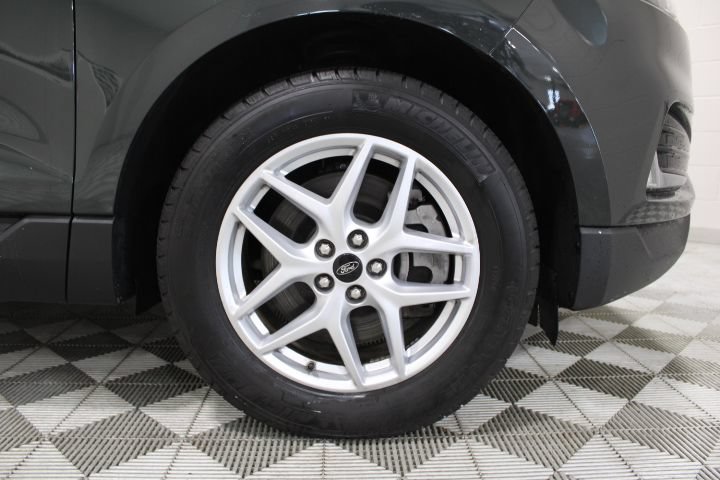 Used 2024 Ford Edge SEL w/ Convenience Package AWD/4WD image 47