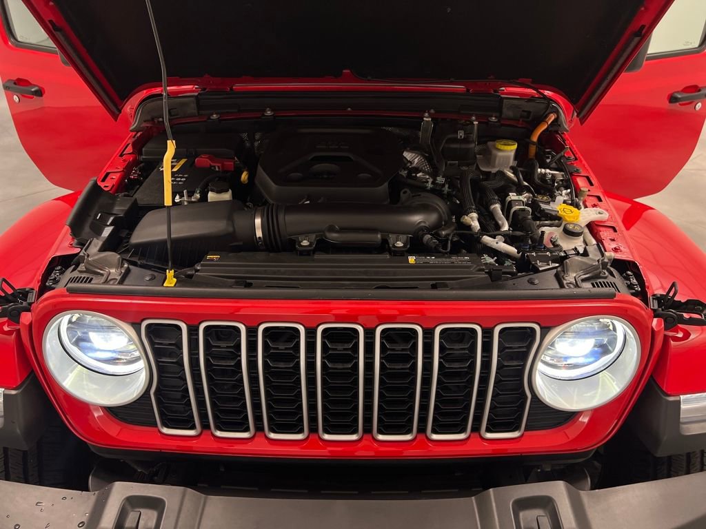 Used 2025 Jeep Wrangler Sahara 4xe image 63