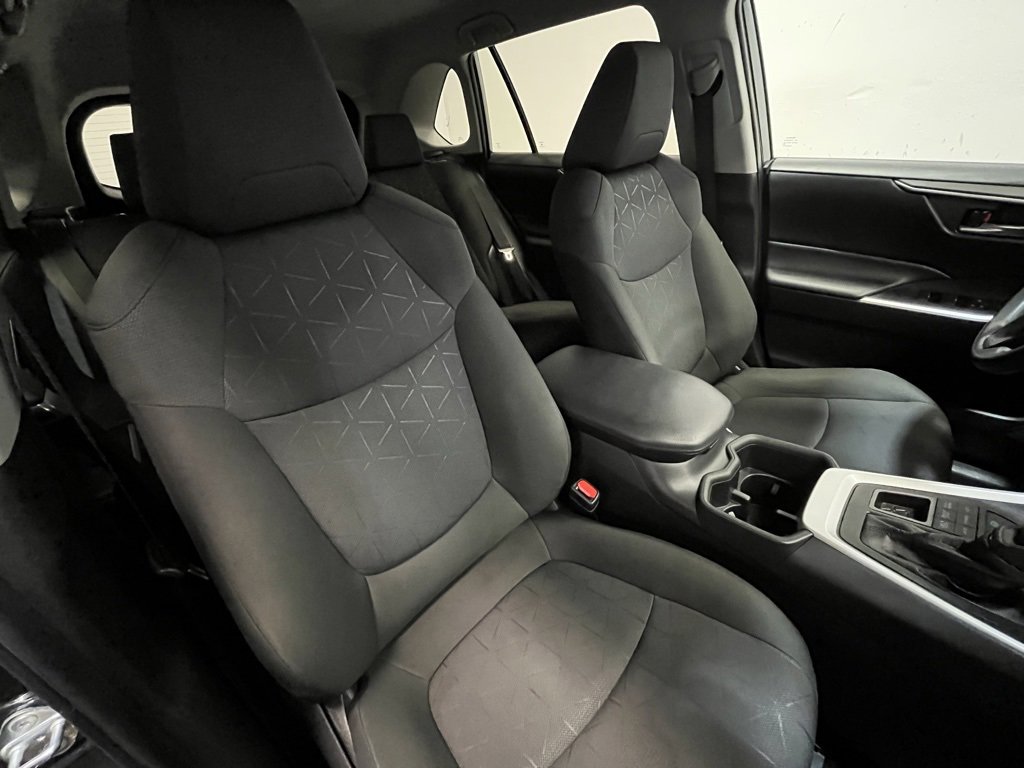 Used 2023 Toyota RAV4 XLE image 12