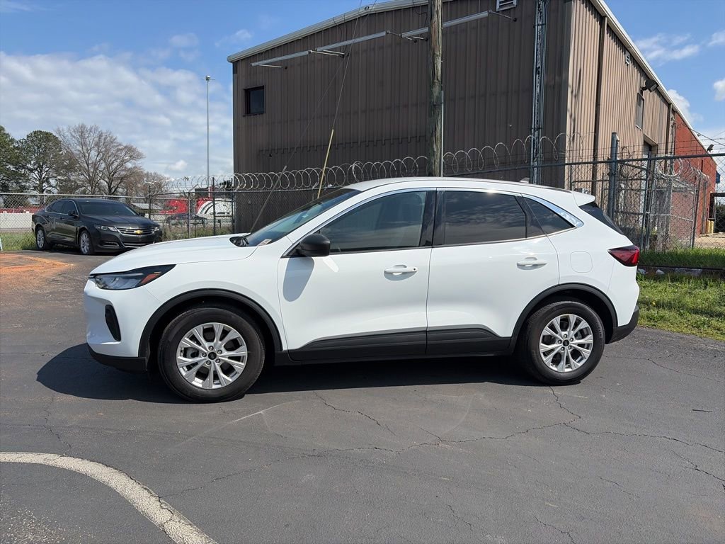 Used 2024 Ford Escape Active image 4