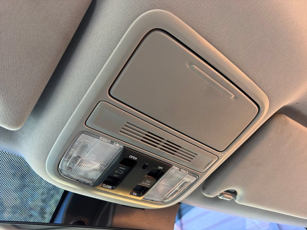 Used 2022 Honda Pilot Special Edition image 28