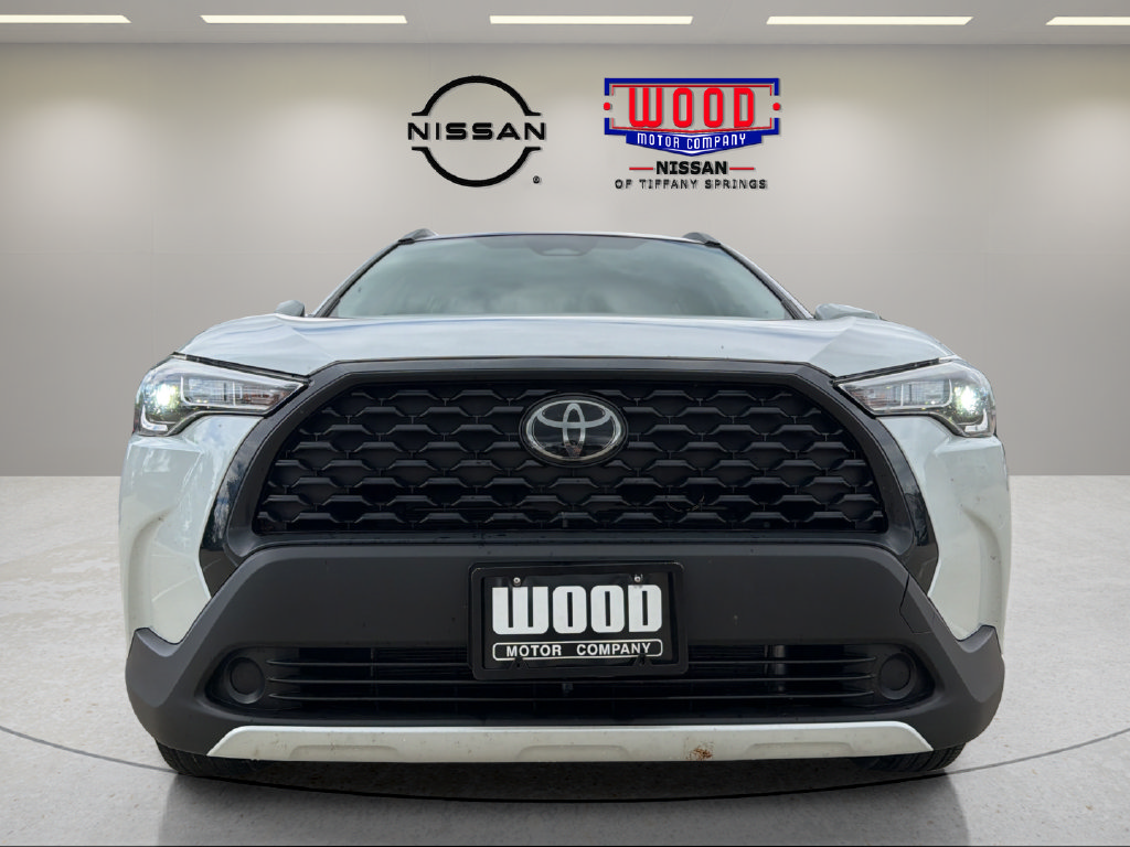 Used 2024 Toyota Corolla Cross LE w/ Moonroof Package AWD/4WD image 6