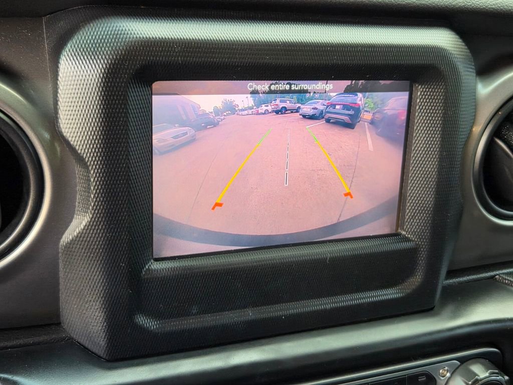 Used 2019 Jeep Wrangler Unlimited Sport S AWD/4WD image 21