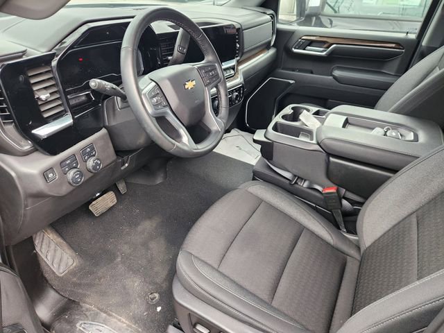 Used 2024 Chevrolet Silverado 1500 LT image 8