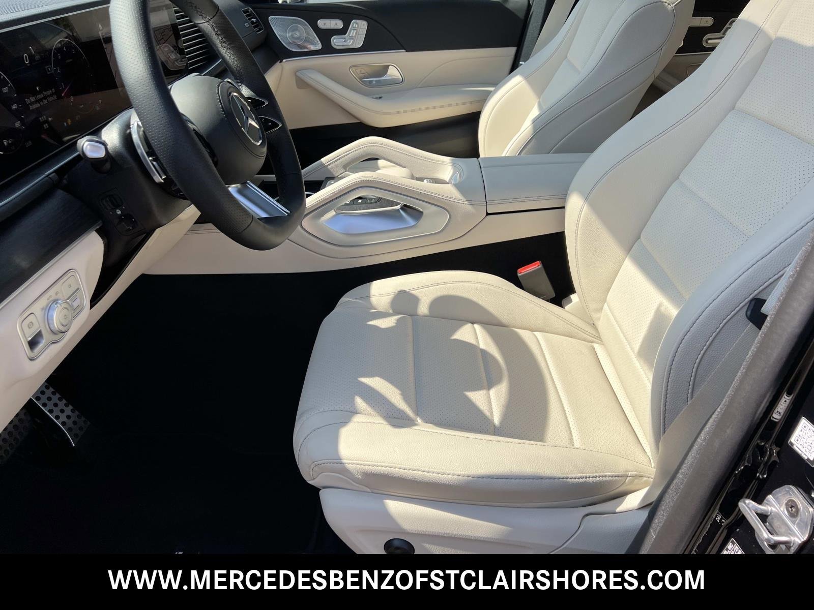 New 2026 Mercedes-Benz GLS 450 4MATIC image 23