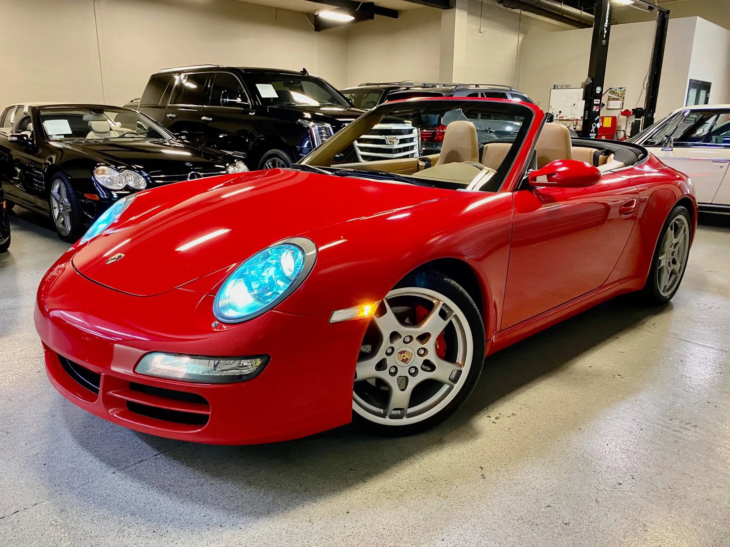 Used 2006 Porsche 911 Carrera S RWD image 3