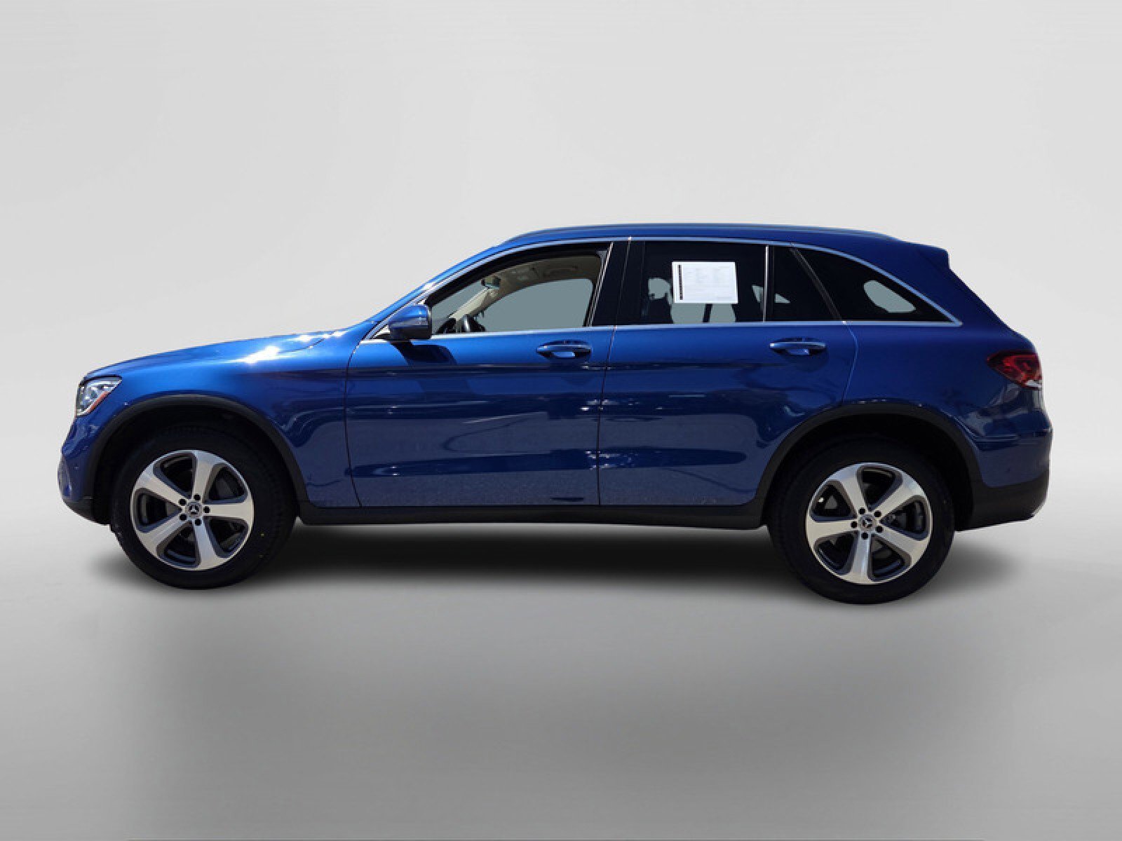 Certified 2022 Mercedes-Benz GLC 300 image 2