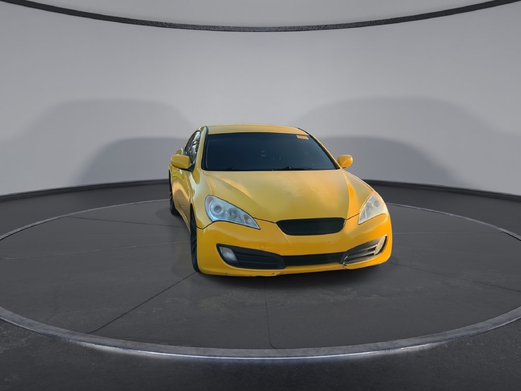 Used 2011 Hyundai Genesis 3.8 RWD image 3