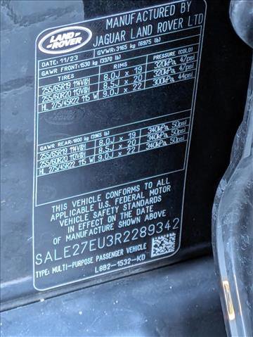 Used 2024 Land Rover Defender 110 X-Dynamic SE image 23