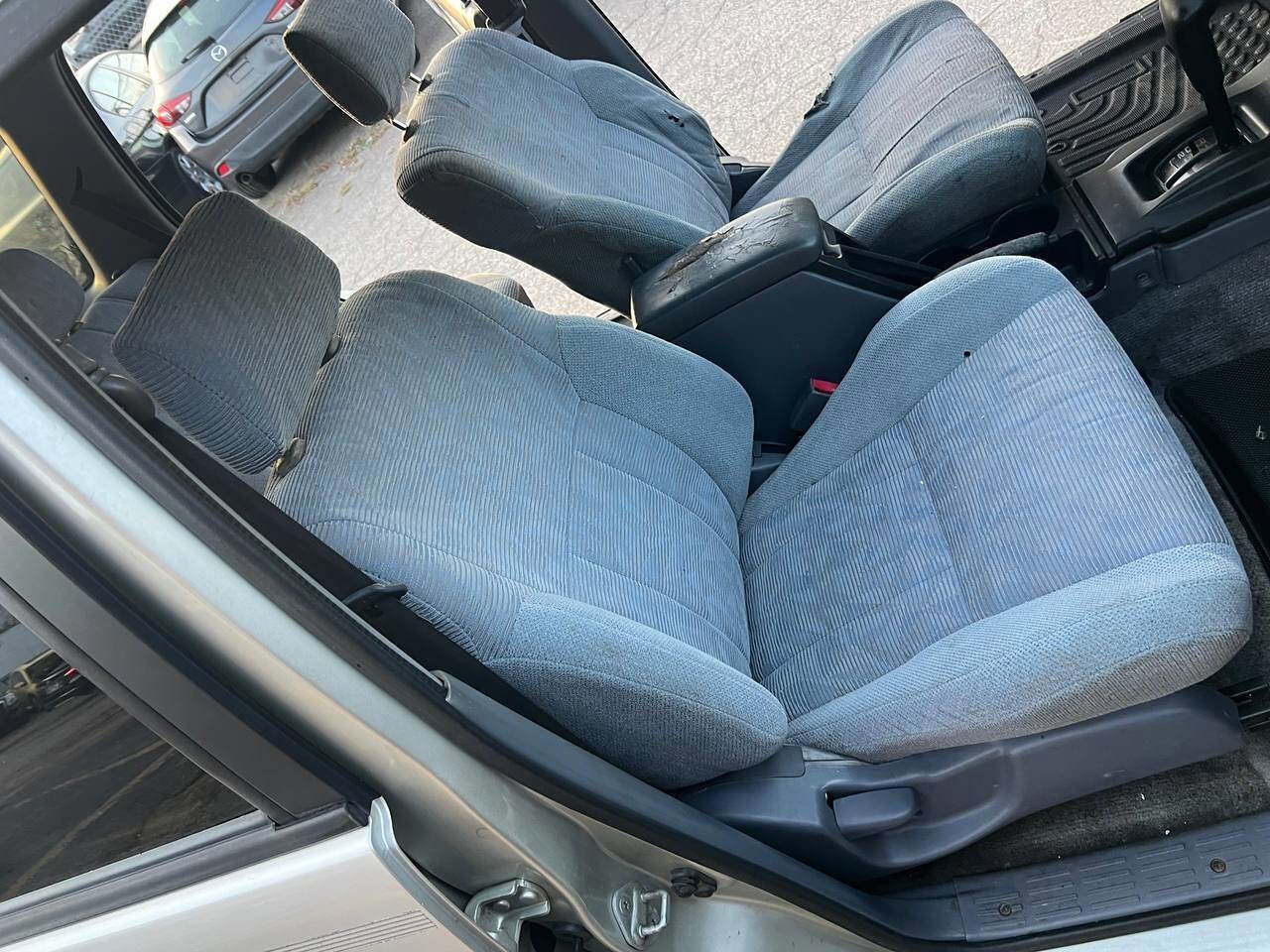 Used 2000 Toyota 4Runner SR5 image 19