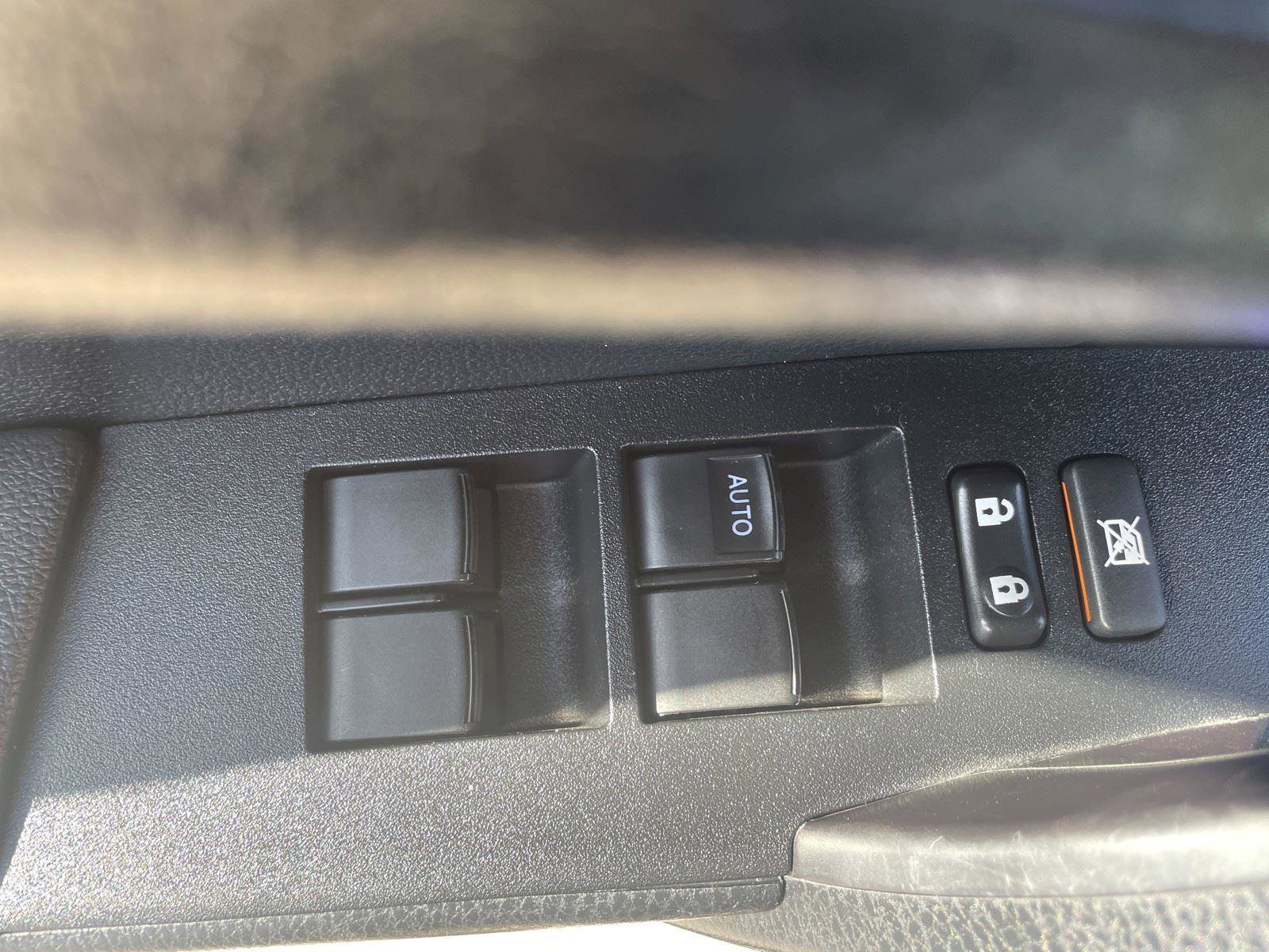 Used 2019 Toyota Corolla XSE image 11