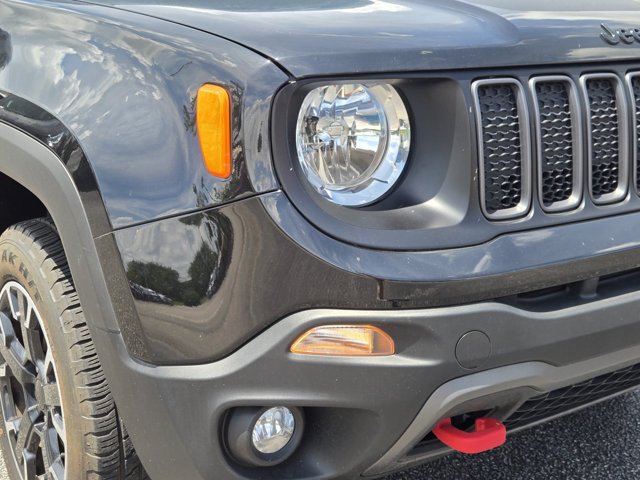 Used 2023 Jeep Renegade Trailhawk AWD/4WD image 14