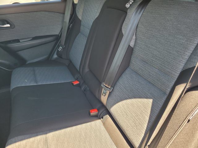 Certified 2023 Nissan Rogue SV FWD image 15