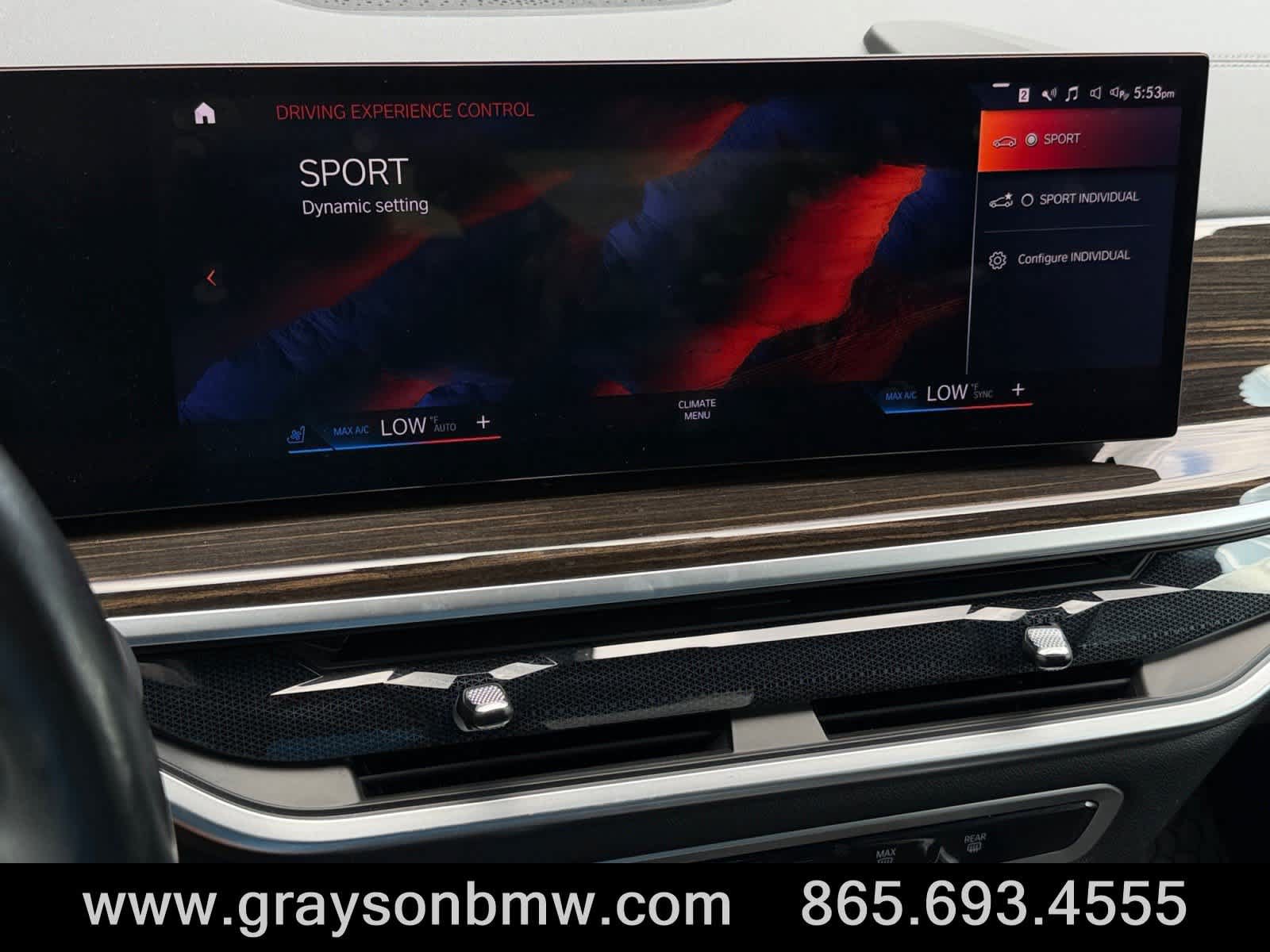 Used 2023 BMW X7 xDrive40i w/ Dynamic Handling Package AWD/4WD image 32