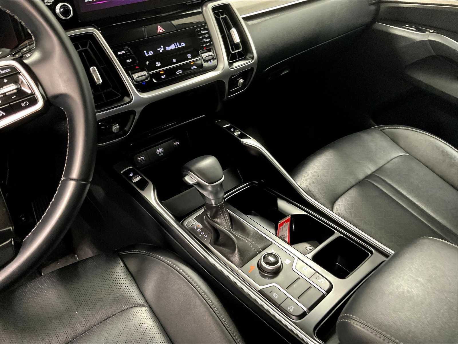 Used 2022 Kia Sorento S image 20