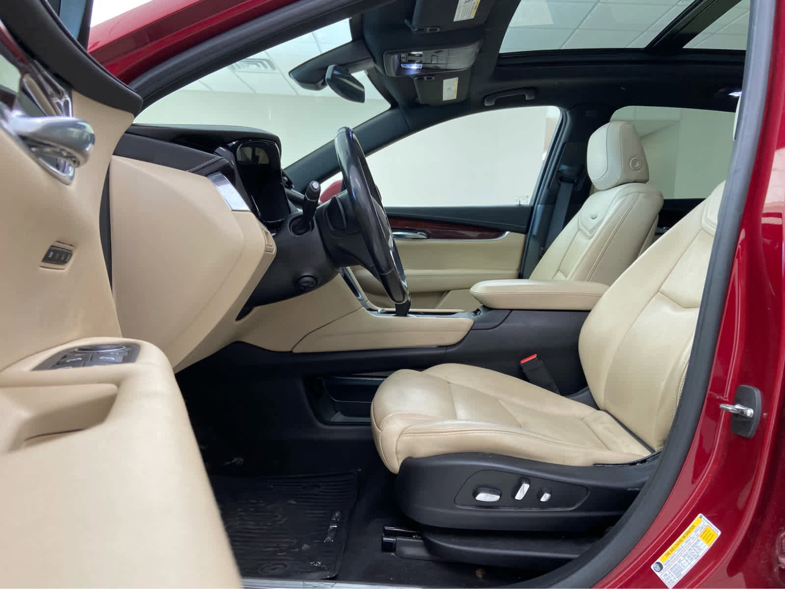 Used 2019 Cadillac XT5 Luxury image 14