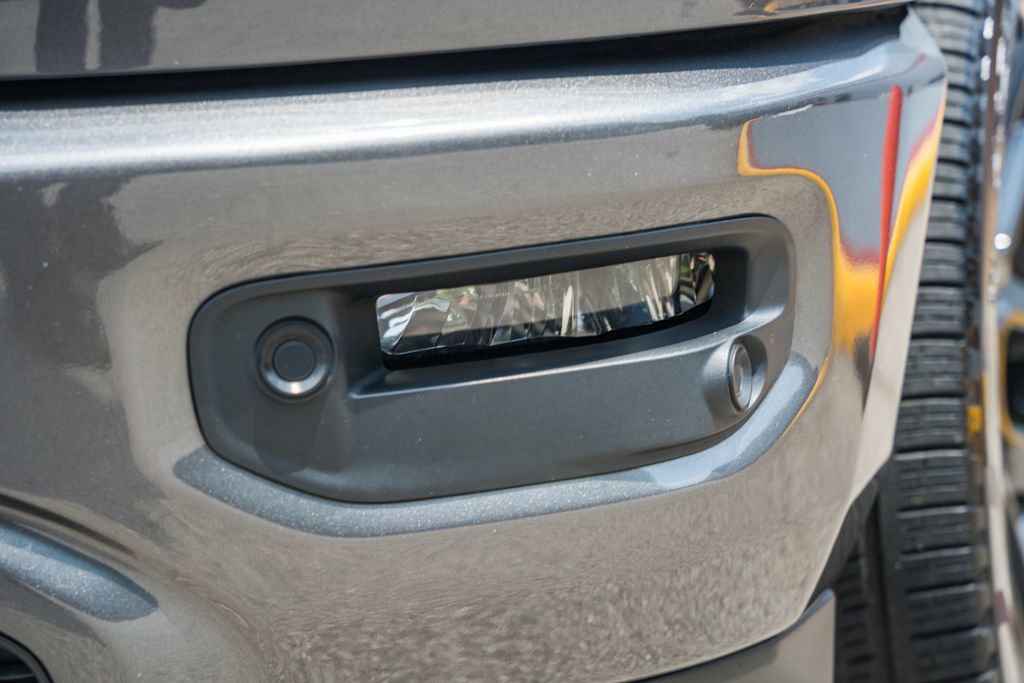Used 2023 RAM 1500 Laramie AWD/4WD image 14