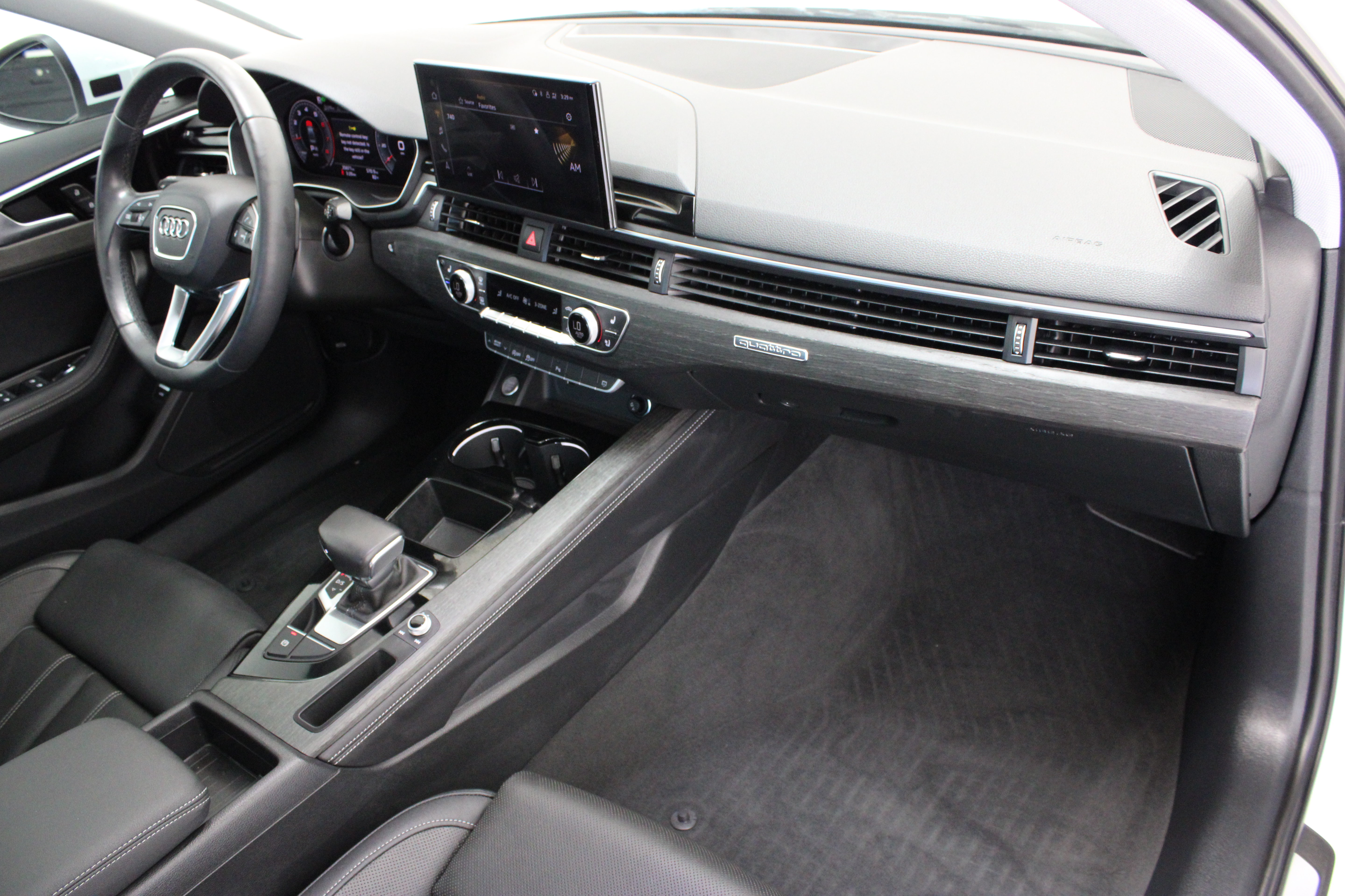 Used 2021 Audi A4 2.0T Premium Plus w/ Premium Plus Package AWD/4WD image 36