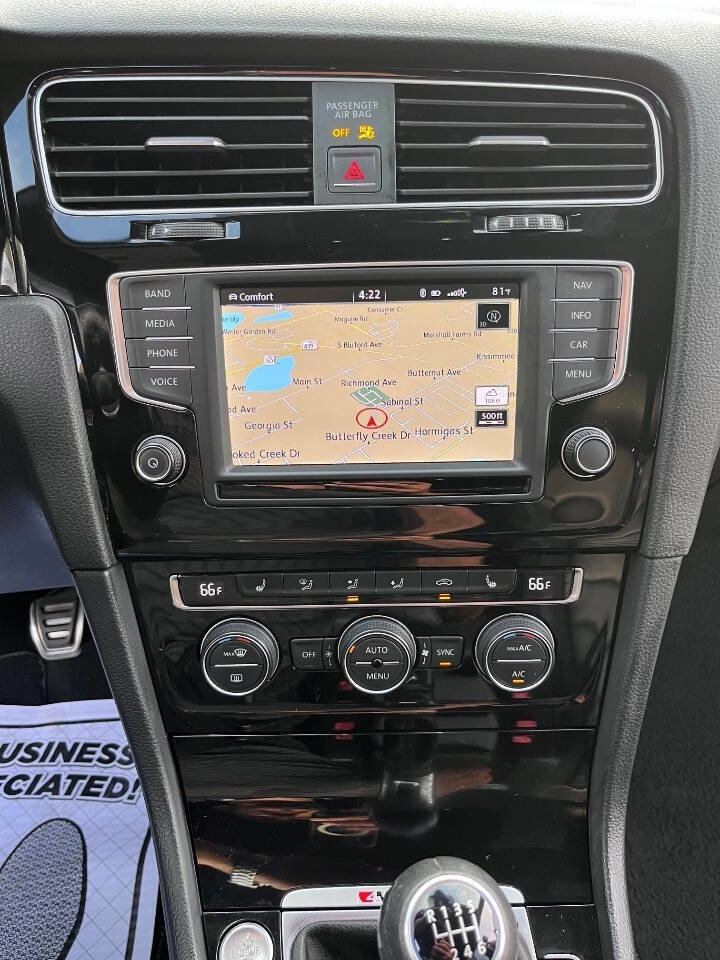 Used 2017 Volkswagen Golf R 4-Door image 30