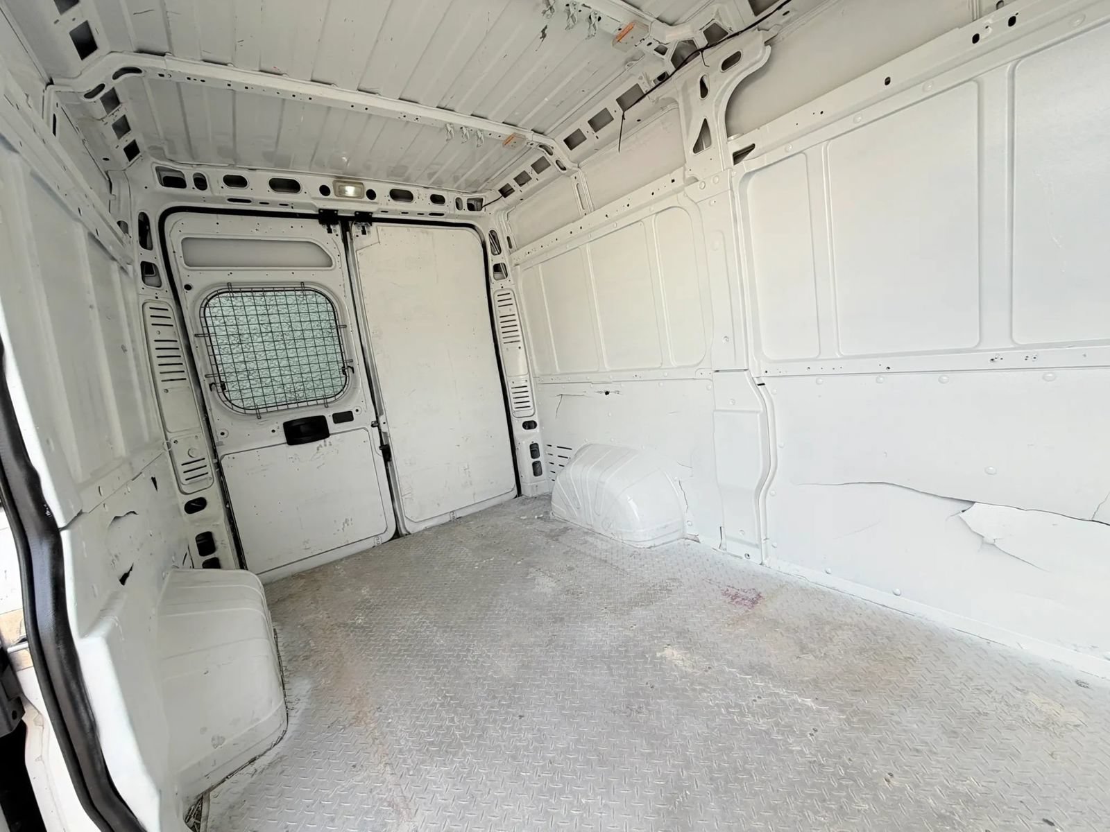 Used 2015 RAM ProMaster 2500 w/ Interior Convenience Group FWD image 15