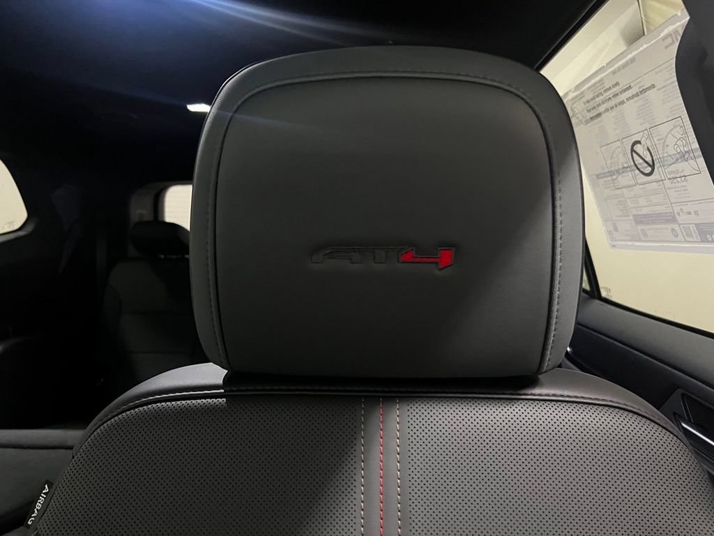 New 2026 GMC Acadia AT4 w/ Luxury Package AWD/4WD image 29