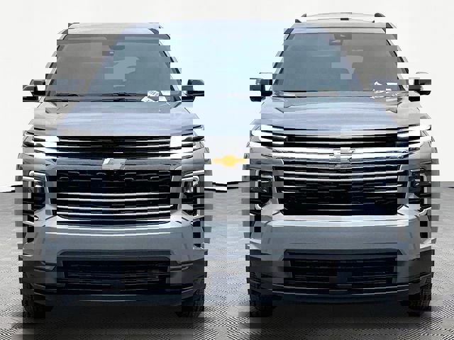 New 2026 Chevrolet Traverse LT w/ Driver Confidence Package image 2