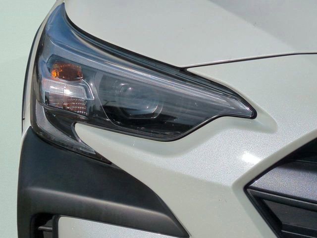 Used 2023 Subaru Outback Limited image 11