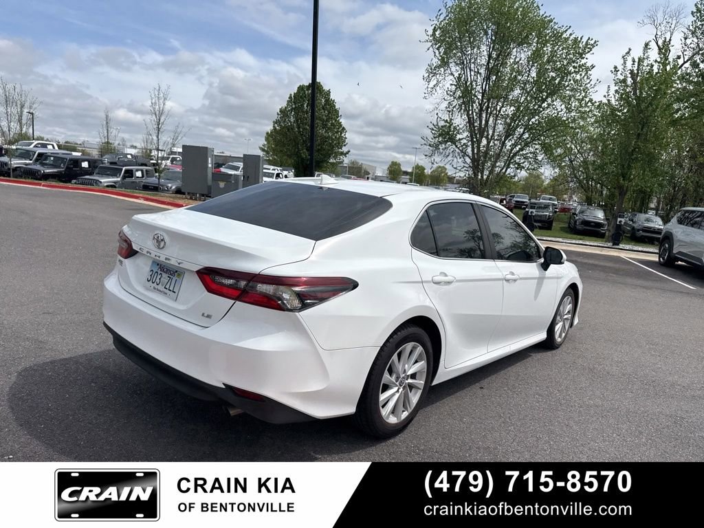 Used 2023 Toyota Camry LE FWD image 5