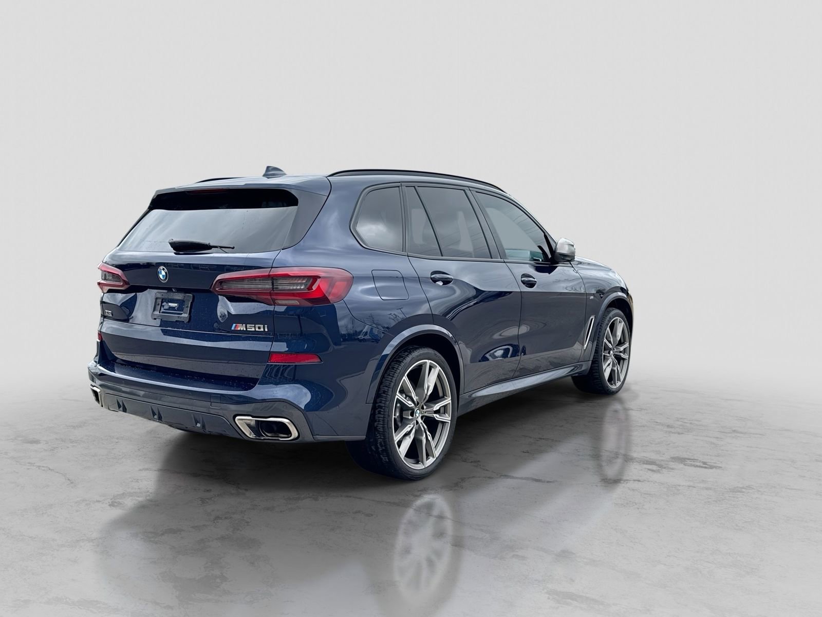 Used 2021 BMW X5 M50i AWD/4WD image 8